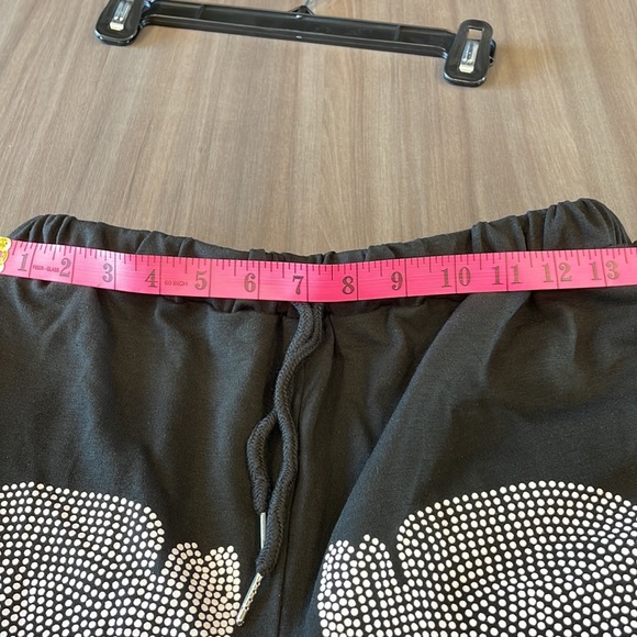 NWOT skeleton shorts - Picture 5 of 6
